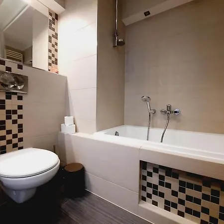 Apartament Z Podziemnym Parkingiem Ulica Wroclawska Krakow Exterior photo